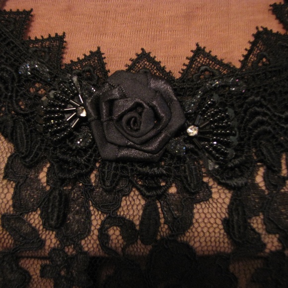 Glamorous goth! Black beaded lace & velvet ensemble, Laura Rogers, Medium - Picture 4 of 12